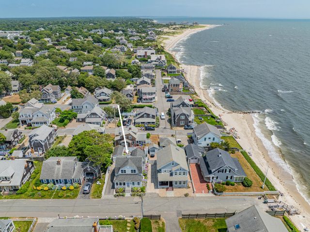 5 Zylpha Road, Harwich Port, MA 02646
