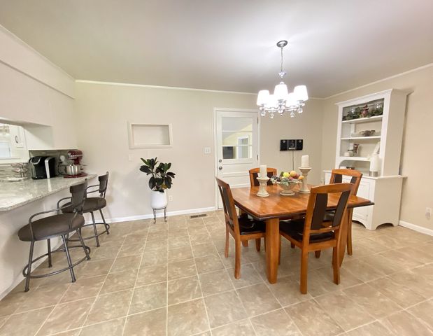 44 Houghton Dr, Winchester, TN 37398