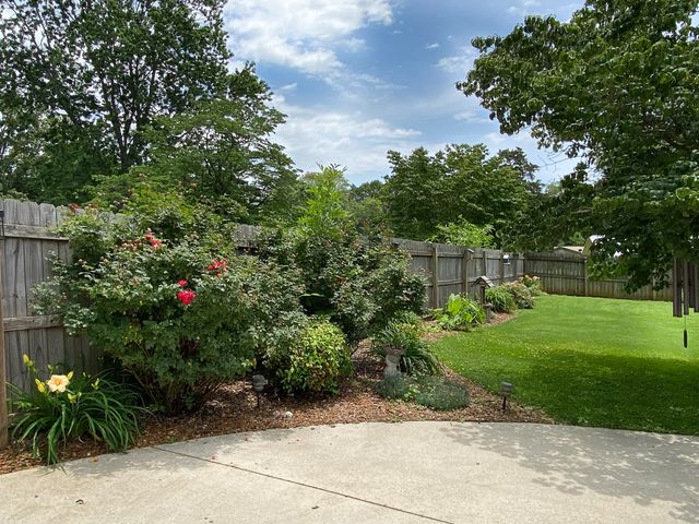 44 Houghton Dr, Winchester, TN 37398