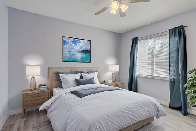 516 Nathan Hale Road, West Palm Beach, FL 33405