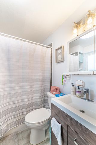 516 Nathan Hale Road, West Palm Beach, FL 33405