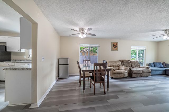 516 Nathan Hale Road, West Palm Beach, FL 33405