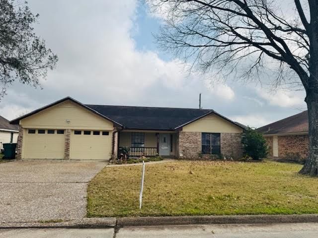 2515 Black Oak Drive, Orange, TX 77632