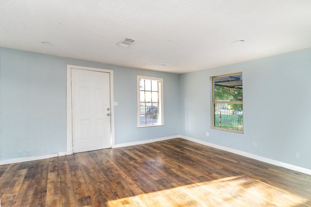 2314 Frank Henderson Jr Drive, Dallas, TX 75216