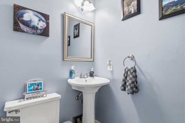 72 OAKCREST LN, Westampton, NJ 08060
