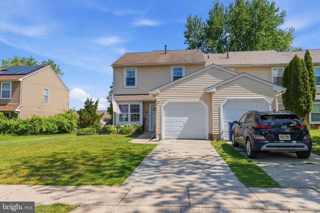 72 OAKCREST LN, Westampton, NJ 08060