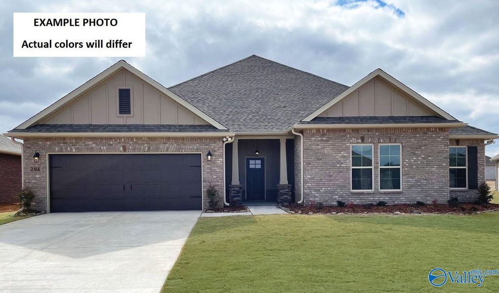 123 Dolf Leaf Lane, Huntsville, AL 35811