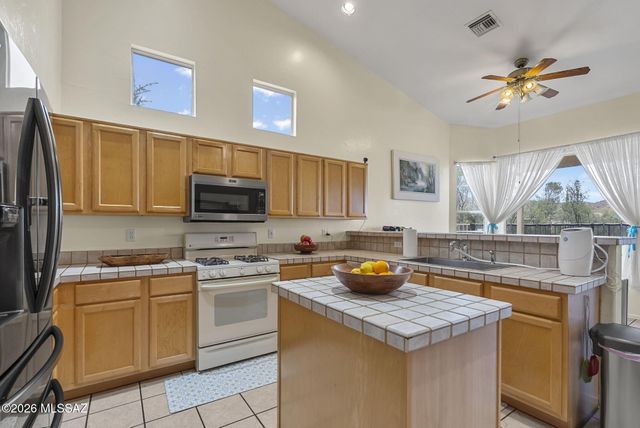 91 Highland Circle, Rio Rico, AZ 85648