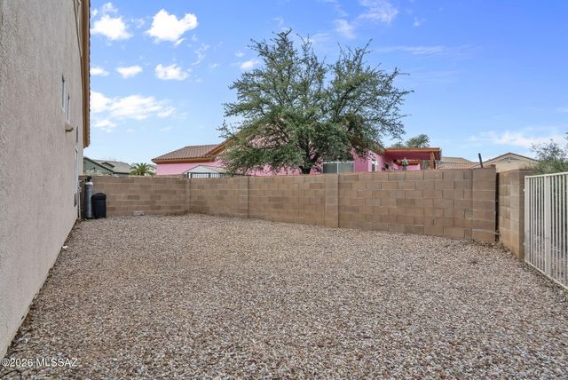 91 Highland Circle, Rio Rico, AZ 85648