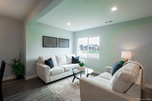 1450 Syracuse Street, Denver, CO 80220
