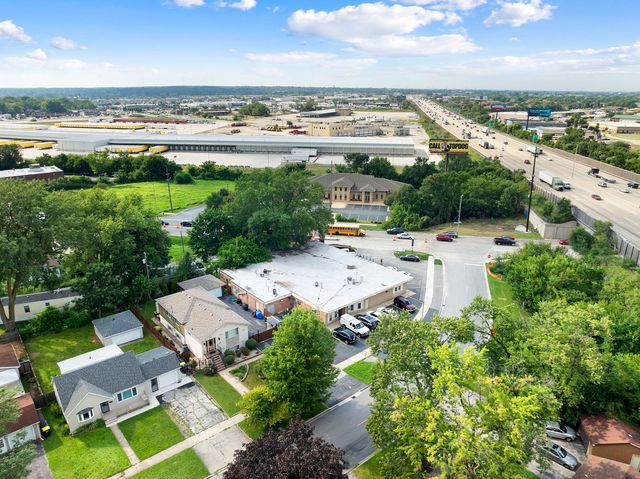 10341 Southwest Highway, Chicago Ridge, IL 60415