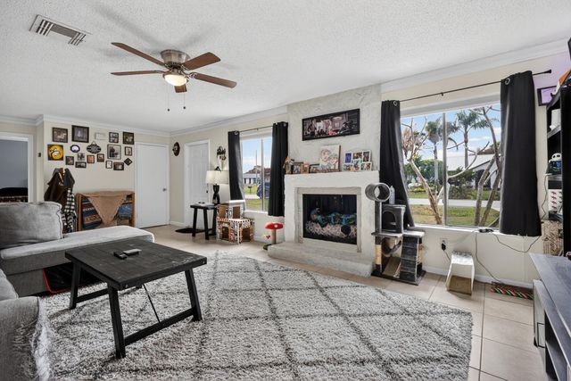 2289 SE Carnation Avenue, Port St. Lucie, Port St Lucie, FL 34952