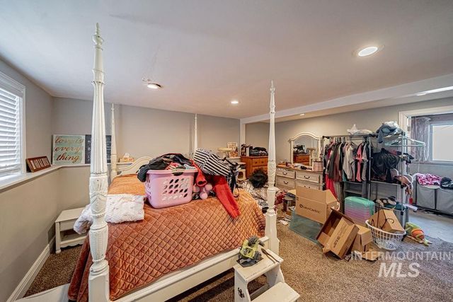 1620 Jade Dr, Pocatello, ID 83202