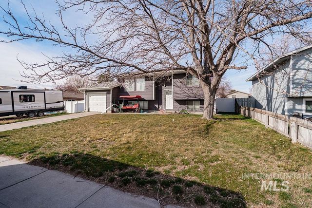 1620 Jade Dr, Pocatello, ID 83202