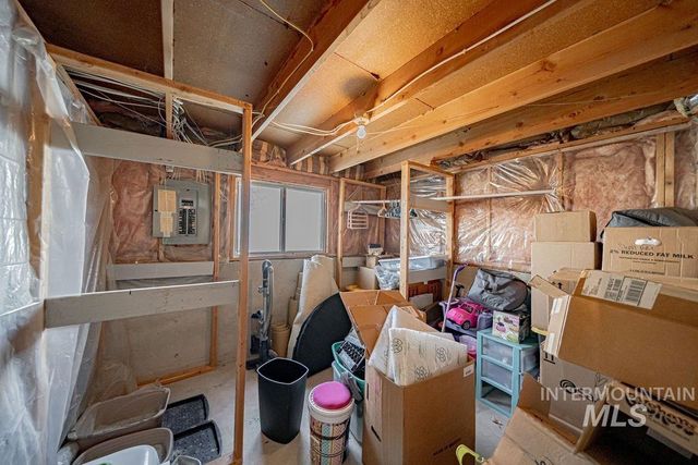 1620 Jade Dr, Pocatello, ID 83202