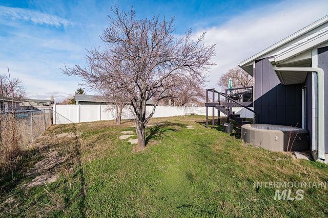 1620 Jade Dr, Pocatello, ID 83202