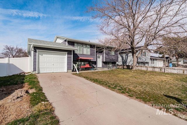 1620 Jade Dr, Pocatello, ID 83202