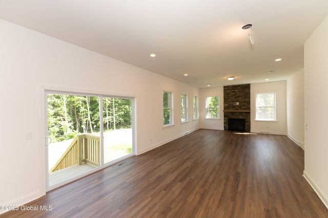 13 Balsam Court, Ballston, NY 12019