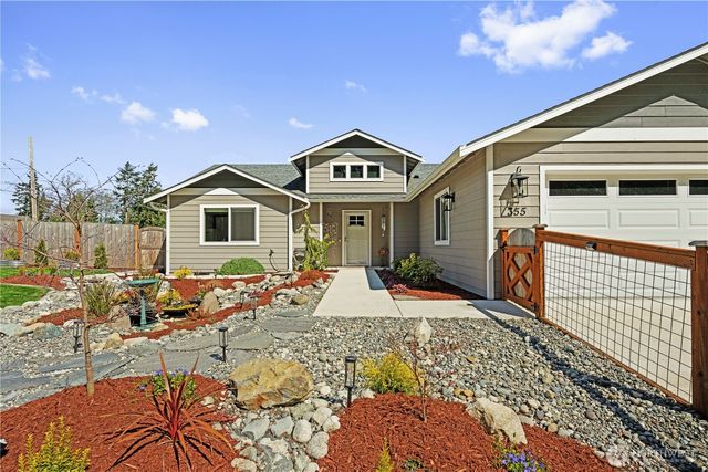 355 E Bon Air Drive, Coupeville, WA 98239