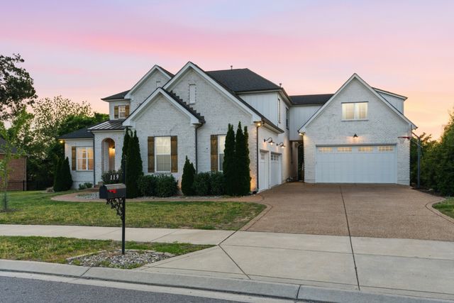 119 Sperance Ln, Gallatin, TN 37066