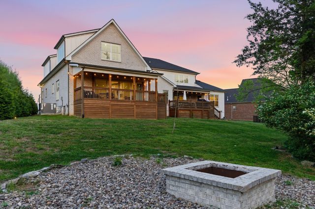 119 Sperance Ln, Gallatin, TN 37066
