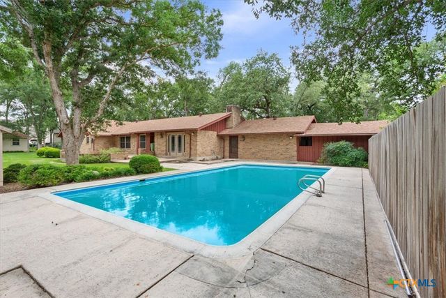 3006 Slough Drive, Temple, TX 76502
