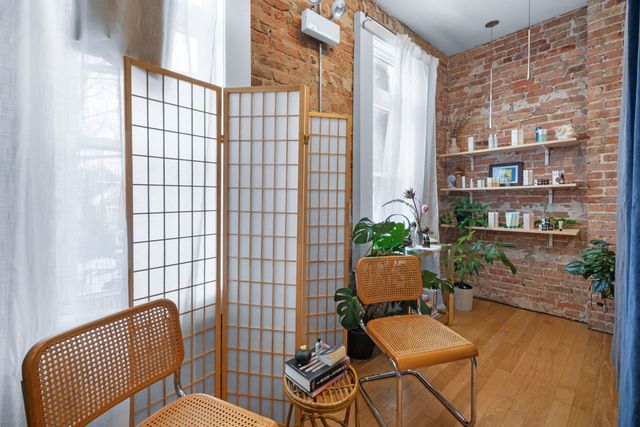 965 W 18th Street, Chicago, IL 60608