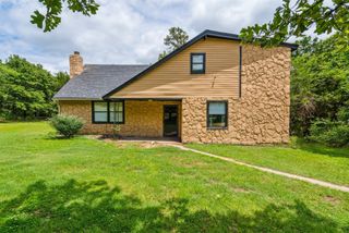 3206 Oakbriar Drive, Choctaw, OK 73020