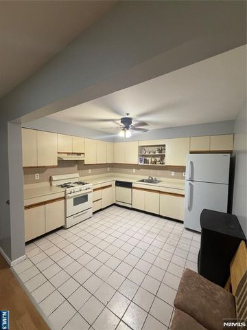 140 Highland Avenue 101, Kearny, NJ 07032