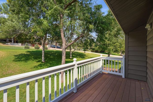 4915 COPPERHILL CT, Rapid City, SD 57702