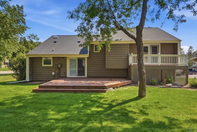 4915 COPPERHILL CT, Rapid City, SD 57702