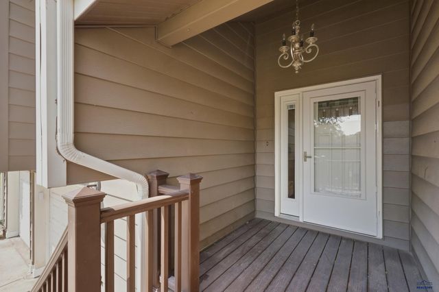 4915 COPPERHILL CT, Rapid City, SD 57702