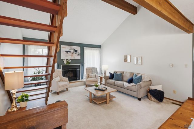 4915 COPPERHILL CT, Rapid City, SD 57702