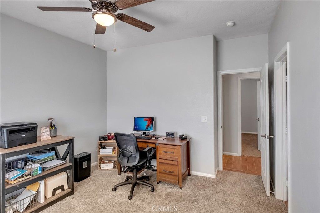 Image 19 of property listing at 7678 Montrose, Hesperia, CA 92345