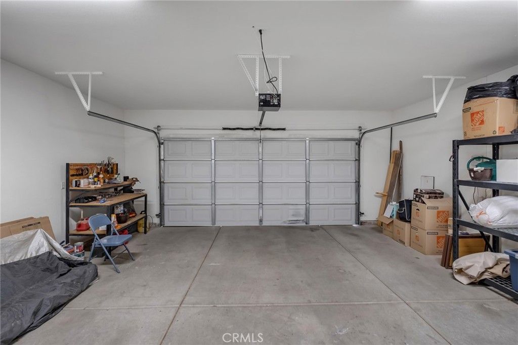 Image 29 of property listing at 7678 Montrose, Hesperia, CA 92345