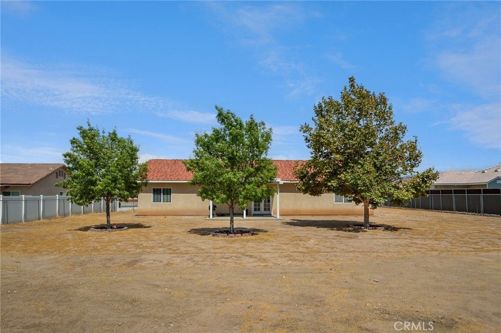 Image 30 of property listing at 7678 Montrose, Hesperia, CA 92345