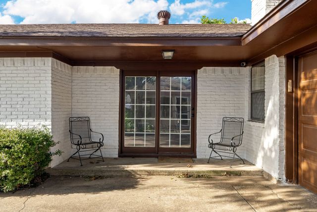 8348 Hillside Drive, Frisco, TX 75033