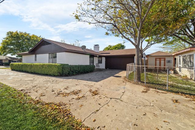 8348 Hillside Drive, Frisco, TX 75033