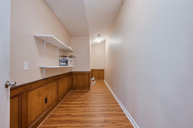 15827 Beechnut Street, Houston, TX 77083