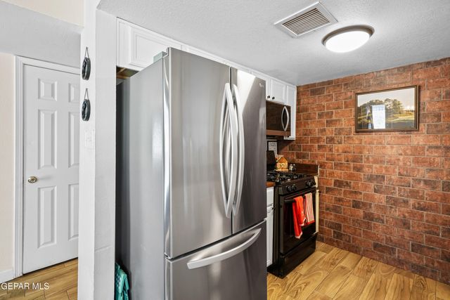 9420 ARIEL RICO Court, El Paso, TX 79907