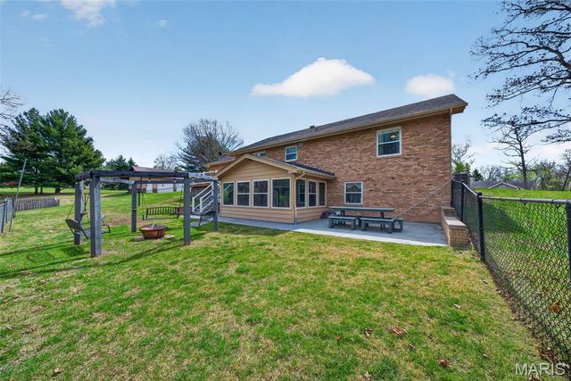 4 Palomino Court, Wentzville, MO 63385