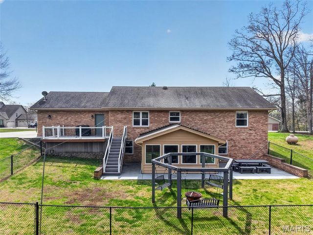 4 Palomino Court, Wentzville, MO 63385