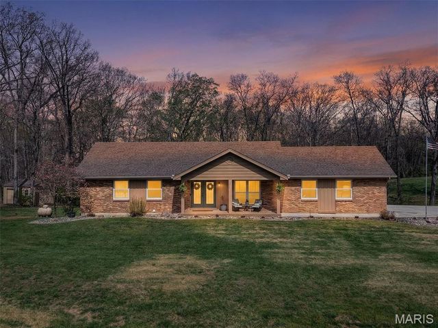 4 Palomino Court, Wentzville, MO 63385