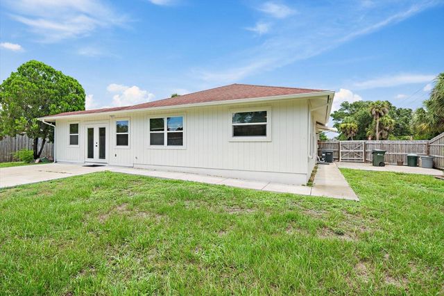 4378 MEADOWLAND CIRCLE, Sarasota, FL 34233