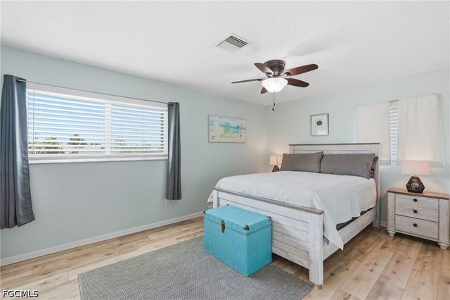 4928 Vincennes ST C5, Cape Coral, FL 33904
