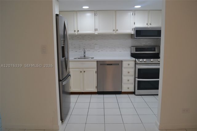 3670 Inverrary Dr 2D, Lauderhill, FL 33319