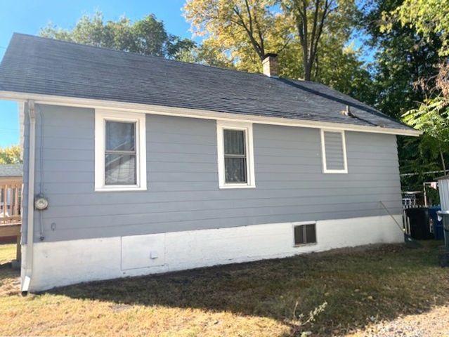 509 Avenue I, Sterling, IL 61081