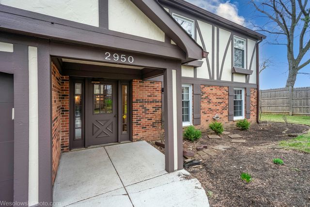 2950 Northampton Drive B2, Rolling Meadows, IL 60008