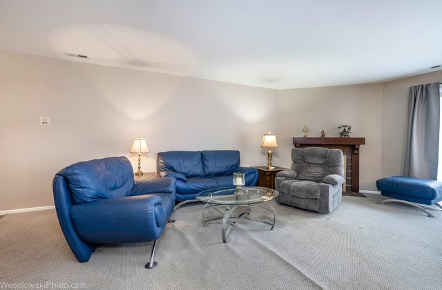 2950 Northampton Drive B2, Rolling Meadows, IL 60008