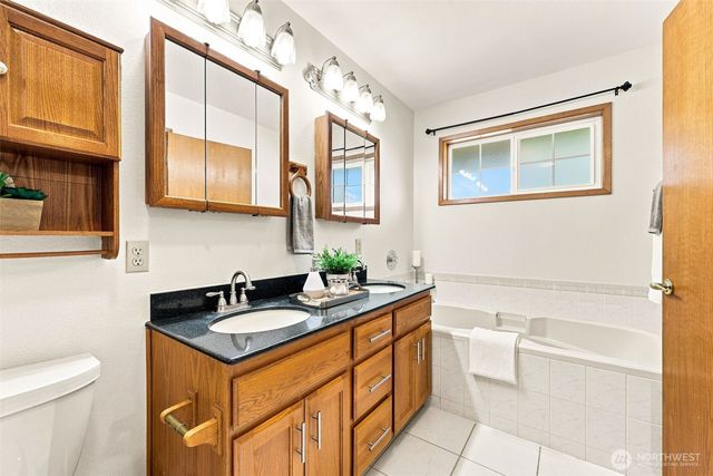 19009 10th Avenue Ct E, Spanaway, WA 98387